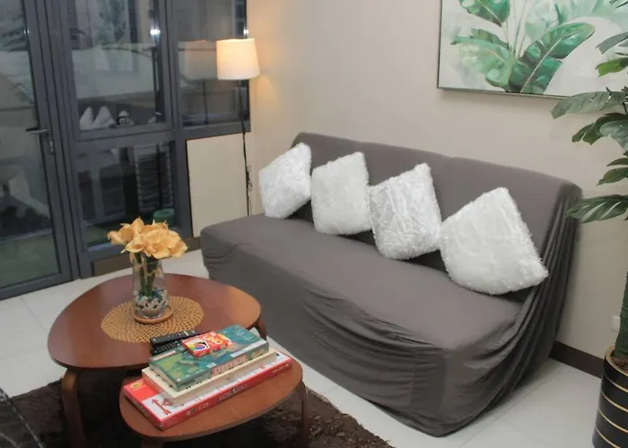 Apartment A2j Luxury 1br Near Venice Mall Bgc Taguig *