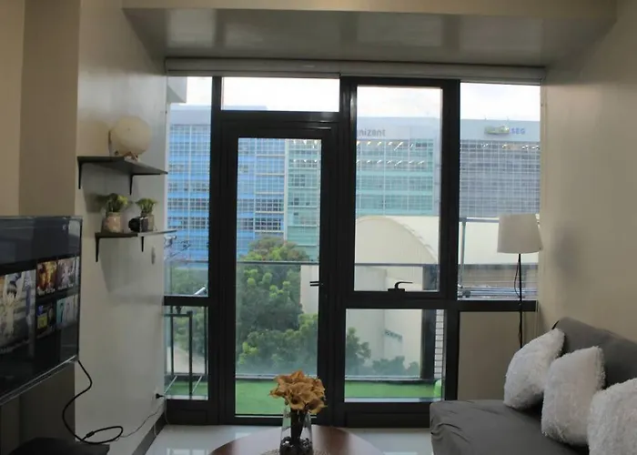 Apartment A2j Luxury 1br Near Venice Mall Bgc Taguig