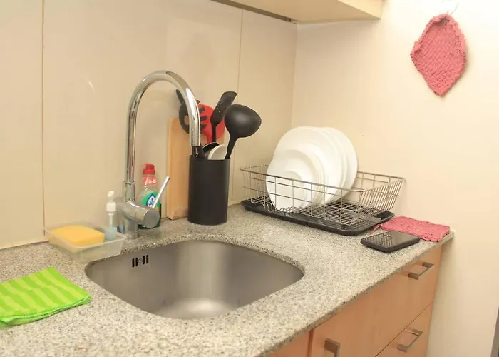 Apartment A2j Luxury 1br Near Venice Mall Bgc Taguig *