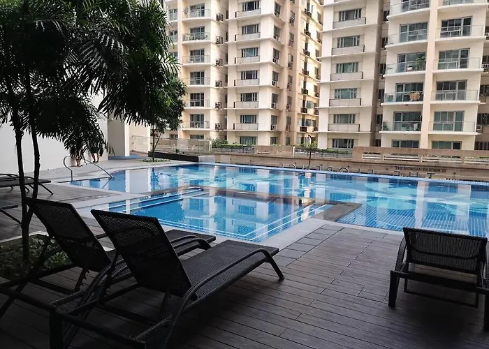 A2j Luxury 1br Near Venice Mall Bgc Taguig
