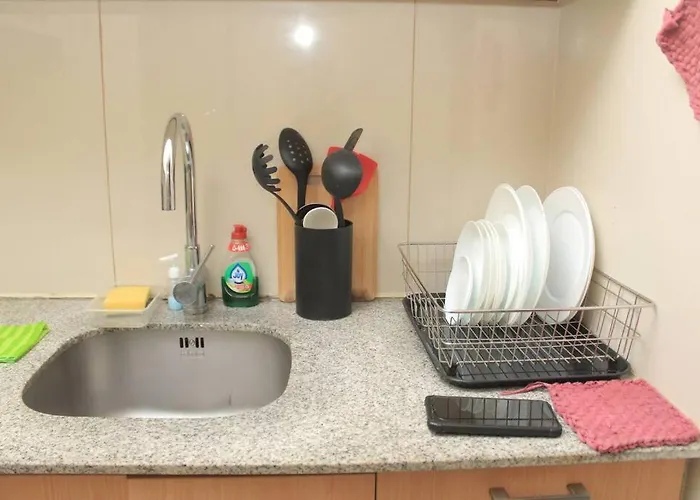 Apartment A2j Luxury 1br Near Venice Mall Bgc Taguig *