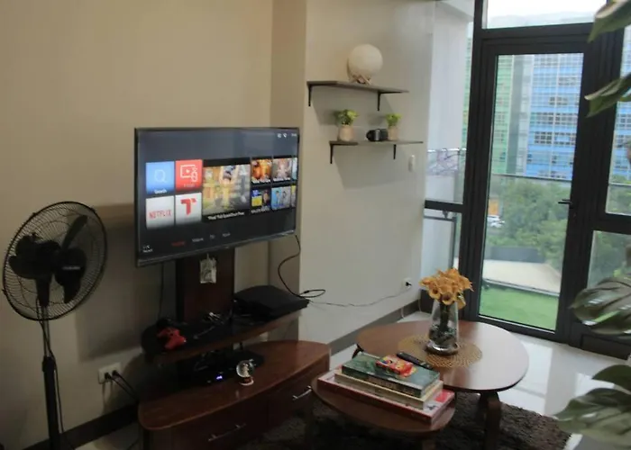 A2j Luxury 1br Near Venice Mall Bgc Taguig Manila