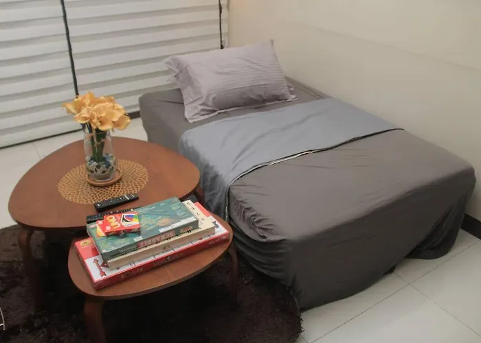 Apartment A2j Luxury 1br Near Venice Mall Bgc Taguig